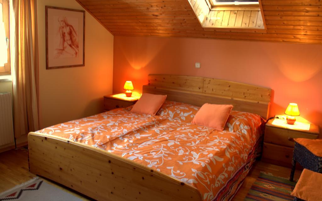 Ferienwohnung Galerie 7 Riegersdorf Exterior foto